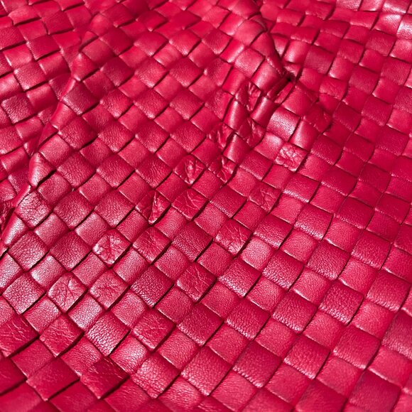 Womens Bottega Veneta Red Intrecciato Leather Clutch Handbag COLOR: RED ZIPPER C - Picture 12 of 16